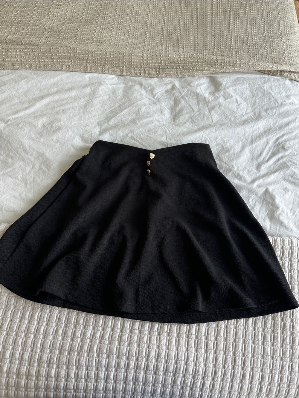 High-Waist Black A-Line Skirt with Decorative Buttons